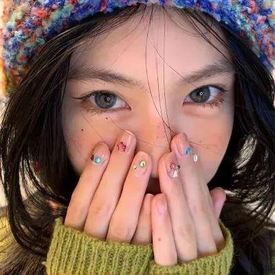 红萼纷纷